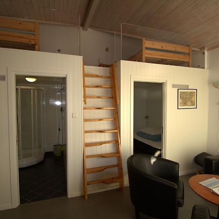 Hotel Arctic Seasport à Løding Extérieur photo